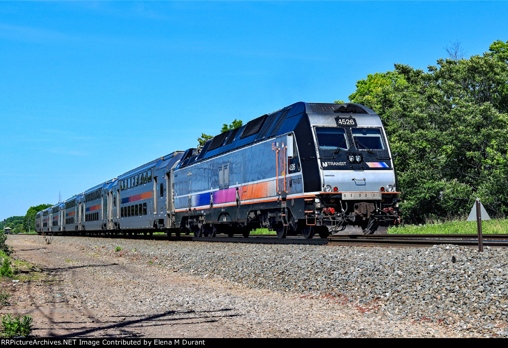 NJT 4526 on train 5524